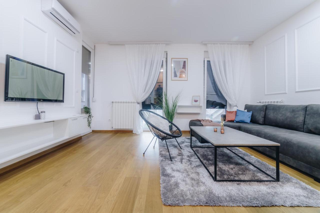 Lust Premium Apartments Kragujevac Chambre photo