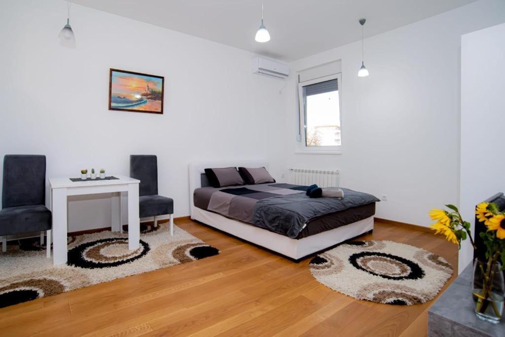 Lust Premium Apartments Kragujevac Extérieur photo