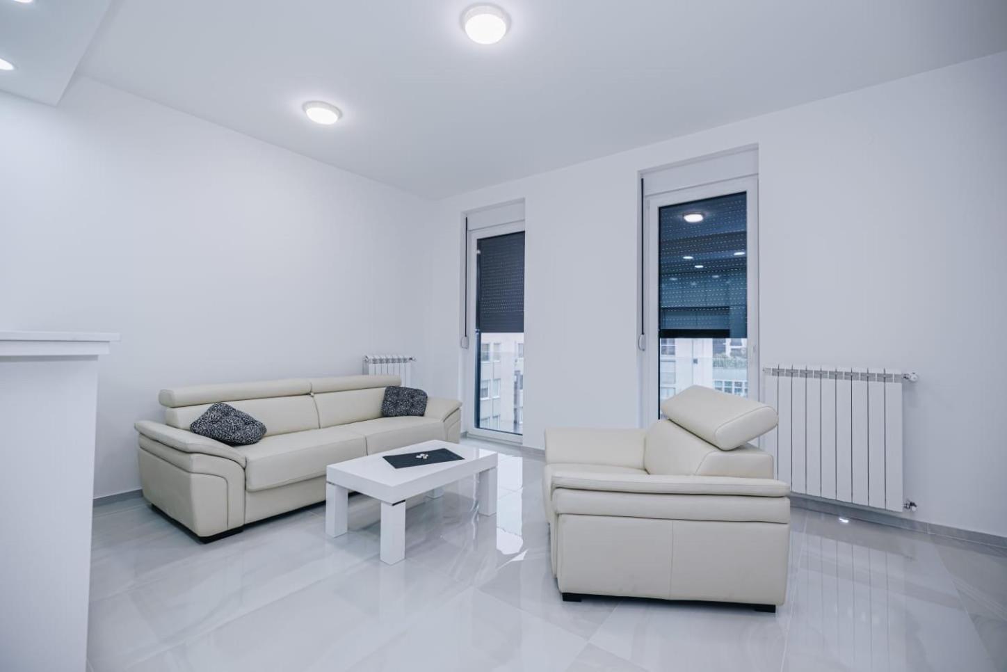 Lust Premium Apartments Kragujevac Extérieur photo